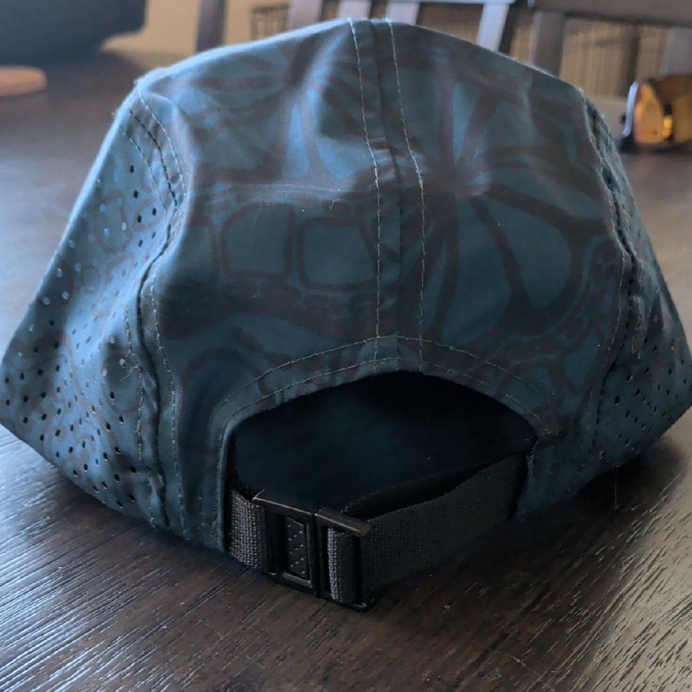 Wild Rye Smith Women's Patterned Cap - Picture 4 of 4